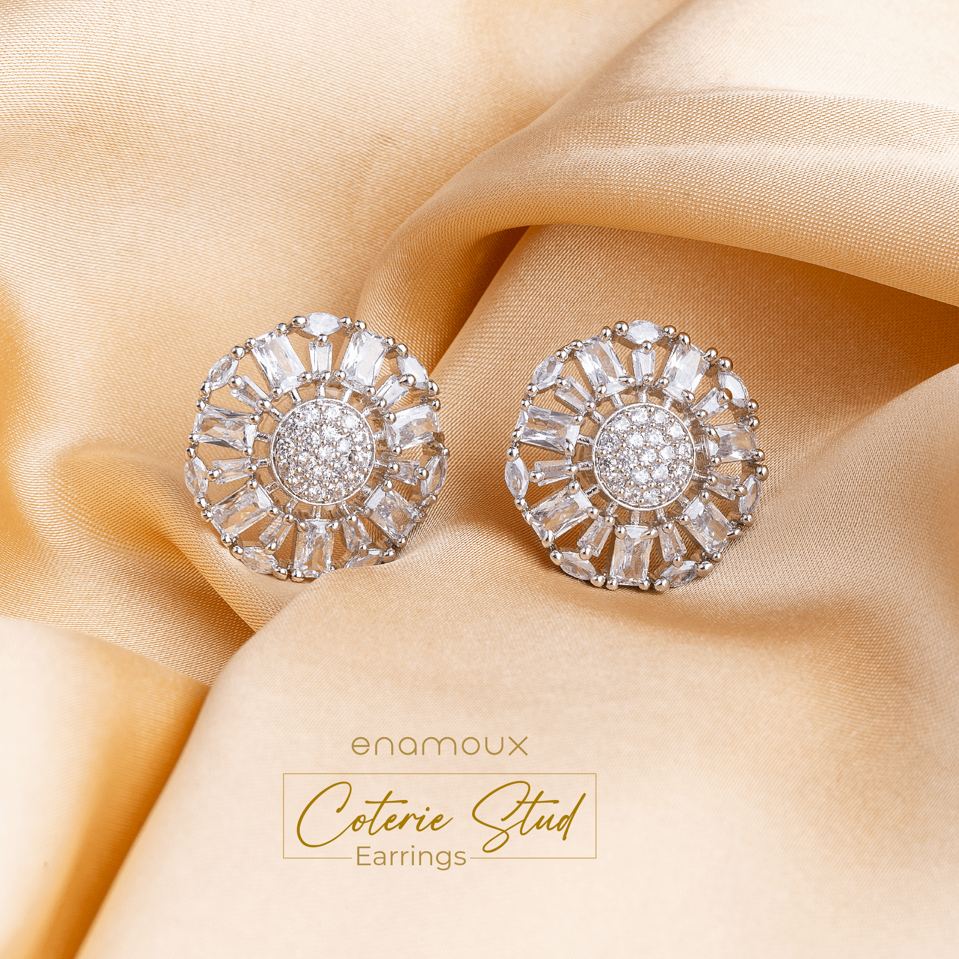 Coterie Stud Earrings - Enamoux