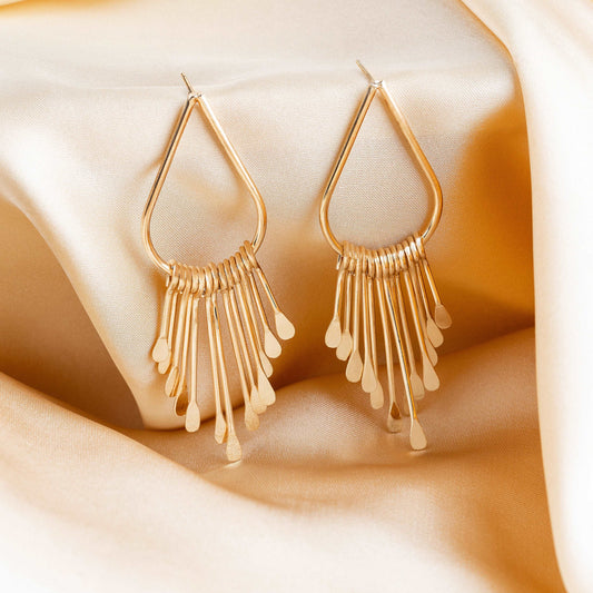 Decorous Earrings - Enamoux