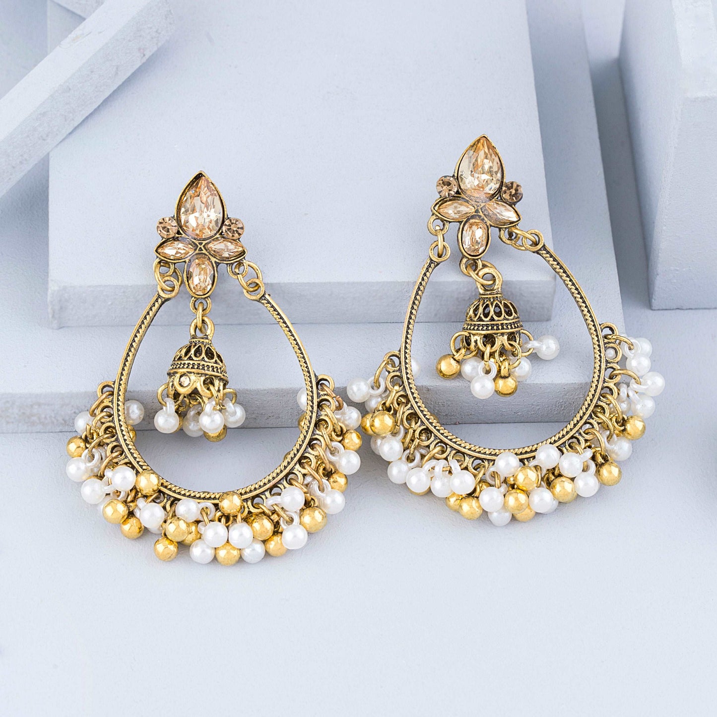 Chandelier Pearl Earrings - Enamoux