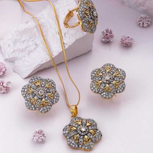 Fiora - Zircon Pendant Set