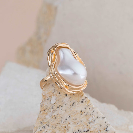 Baroque Pearl Ring - Enamoux